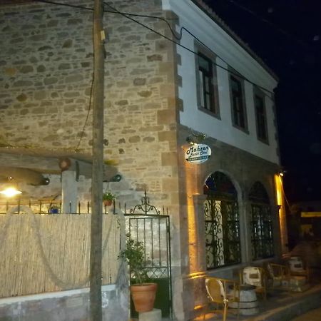 Mahzen Hotel Ayvalik Bagian luar foto