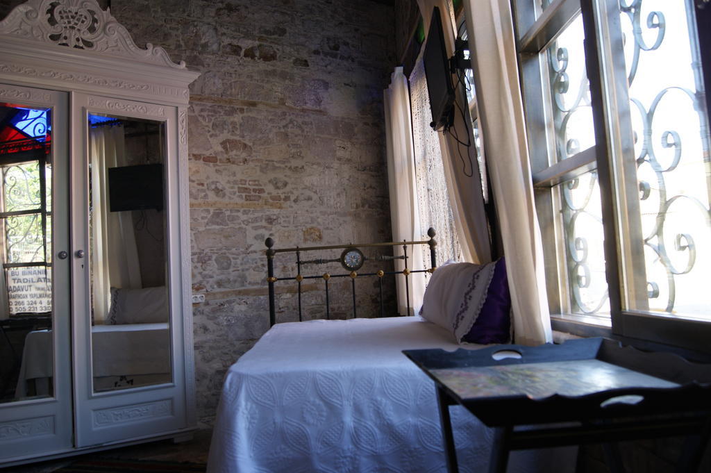 Mahzen Hotel Ayvalik Ruang foto