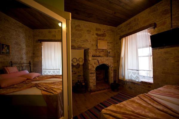 Mahzen Hotel Ayvalik Bagian luar foto